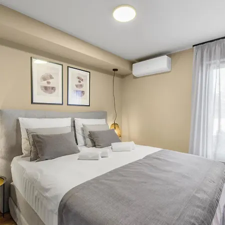 Апартаменты Quercus Village With Private Pool *