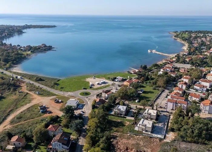 Quercus Village With Private Pool * Novigrad Istria