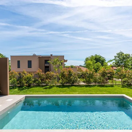 Quercus Village With Private Pool Novigrad (Istria)
