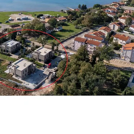 Quercus Village With Private Pool Apartment Novigrad (Istria)