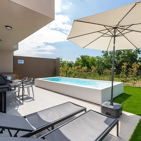 Quercus Village With Private Pool